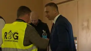 Bąkiewicz nazywał strażników zdrajcami ojczyzny. Sąd umorzył sprawę