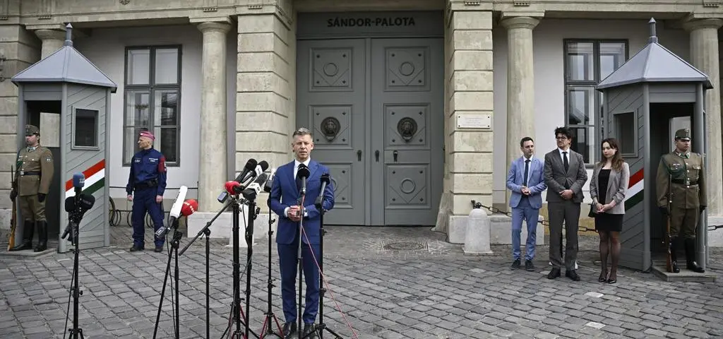 Plan wizyty Magyara w Polsce. "To będzie też policzek dla Orbana"