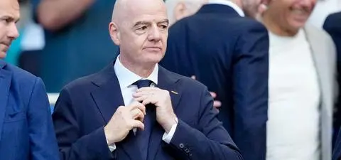 FIFA nie zarabia na przerwach na nawodnienie. "Czysto sportowa sprawa" 