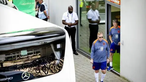 Gdzie ukrywa się trener grupowych rywali Polaków?