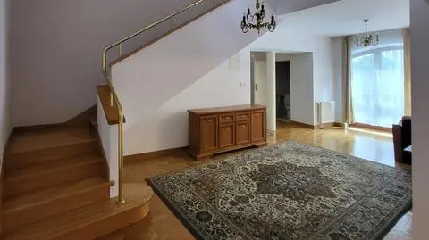 Kamienica po Konsulacie Generalnym Rosji w Krakowie