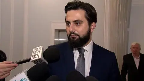 2009N242X F16 KACZMARCZYK 1