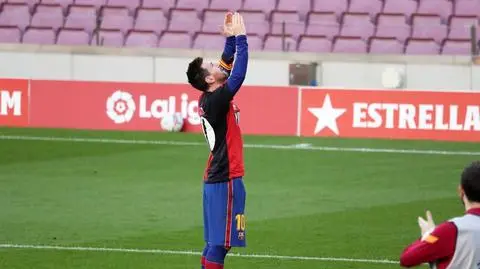 Koszulka od kolekcjonera. Barcelona zapłaci karę za hołd Messiego