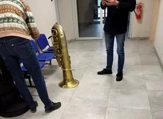 Skradziona tuba trafiła z powrotem do dyrygenta