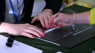 Eksperci doradzają kobietom "głosowanie kierunkowe"