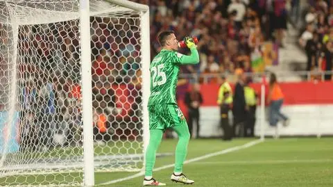 Kamery nie pokazały tego wcześniej. Rozbrajająca reakcja Szczęsnego 