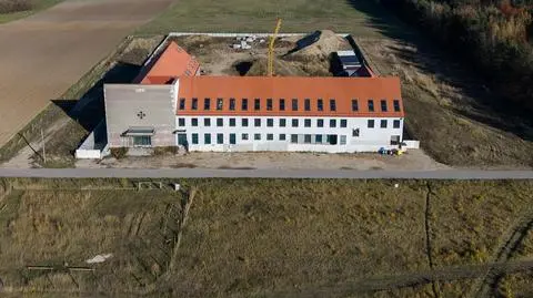 "Archipelag" księdza Michała O. jak willa plus. Tylko 20 razy bardziej