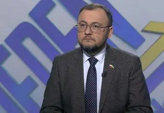 Ambasador: Wylatują z tego samego lotniska, z którego bombardują Ukrainę. To klarowny sygnał