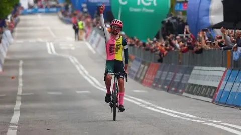 Etapowe zwycięstwo w Giro d'Italia po kapitalnej solowej akcji