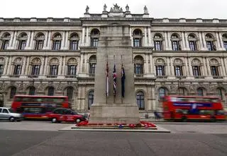 "The Times": Wielka Brytania przekaże Ukrainie nowoczesne drony Malloy T150