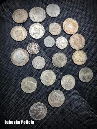 Właściciel wycenił wartość wszystkich pamiątek na kilka tysięcy złotych