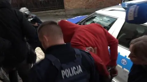 Kierowca, który miał potrącić 6 osób, został doprowadzony do prokuratury