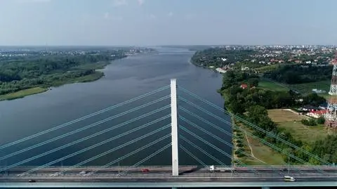 Ścieki wpadają do Wisły. Awaria w oczyszczalni Czajka