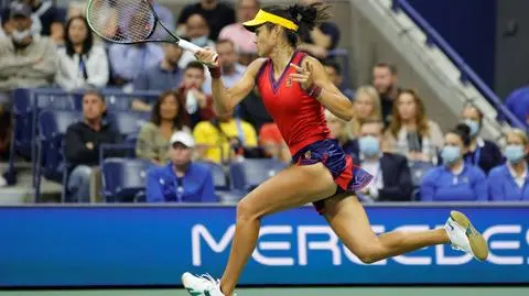 "Ma naturalny dar niepanikowania, jest gwiazdą". Wilander oczarowany Raducanu