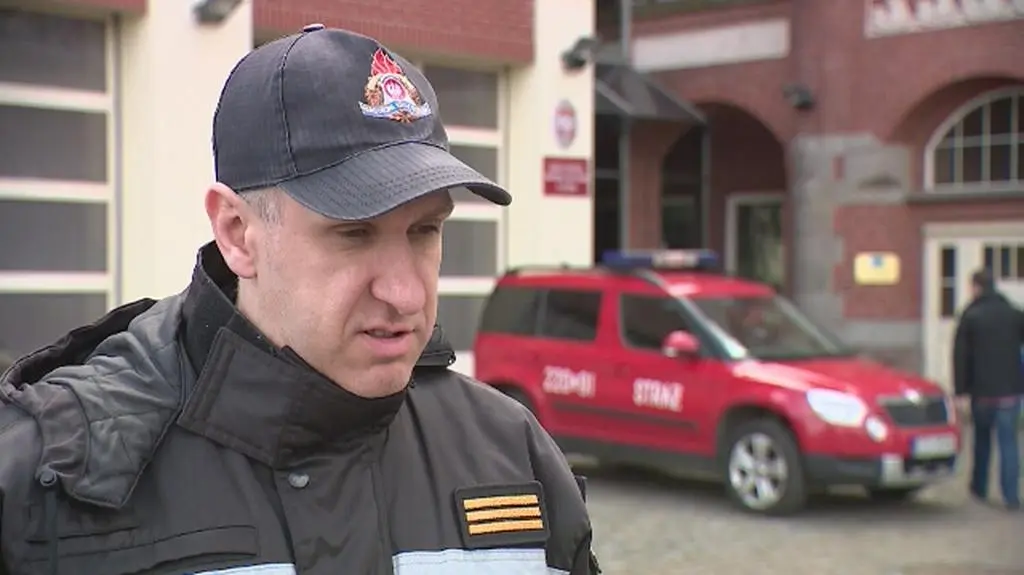 Straż pożarna: żaden z pasażerów pociągu nie ucierpiał