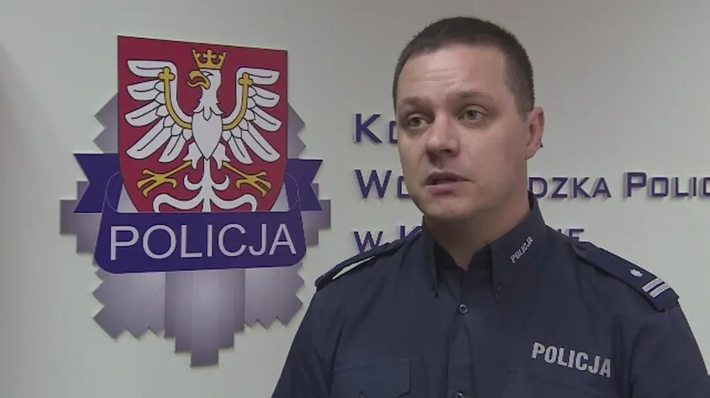 "Wstrząsające zgłoszenie ludzkiego okrucieństwa i niezwykła historia o psiej mądrości" 