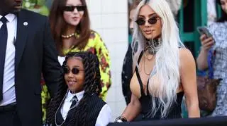 Kim Kardashian z córką North West na Paris Fashion Week w 2022 roku
