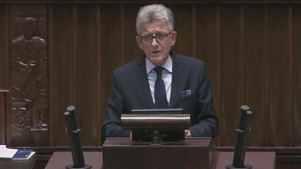 Piotrowicz: wycofujemy poprawkę dotyczącą zgłaszania kandydatów do KRS przez prawników