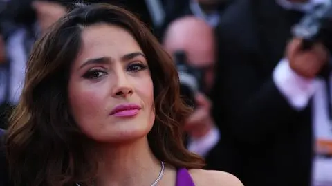 "Mój lekarz błagał mnie, żebym poszła do szpitala". Salma Hayek musiała trafić pod tlen