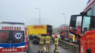 Wypadek na obwodnicy Trójmiasta, są ranni
