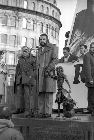 Czy możliwe, że nikt nie widział "chodzącego szkieletu"? 