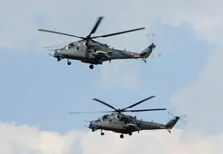 Rosja wzmacnia siły na granicy NATO. Krótki komentarz Trumpa