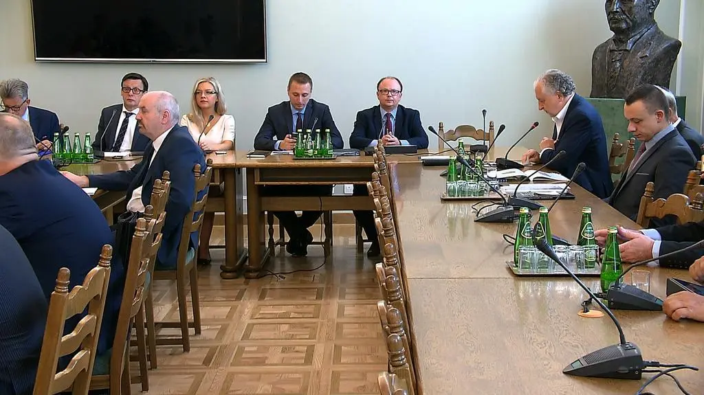 Prezes TK odpowiada na pytania poseł Pawłowicz