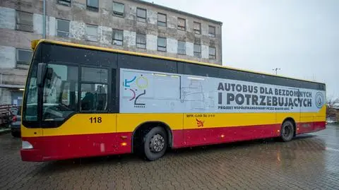 Special bus to serve hot meals to people in homelessness crisis