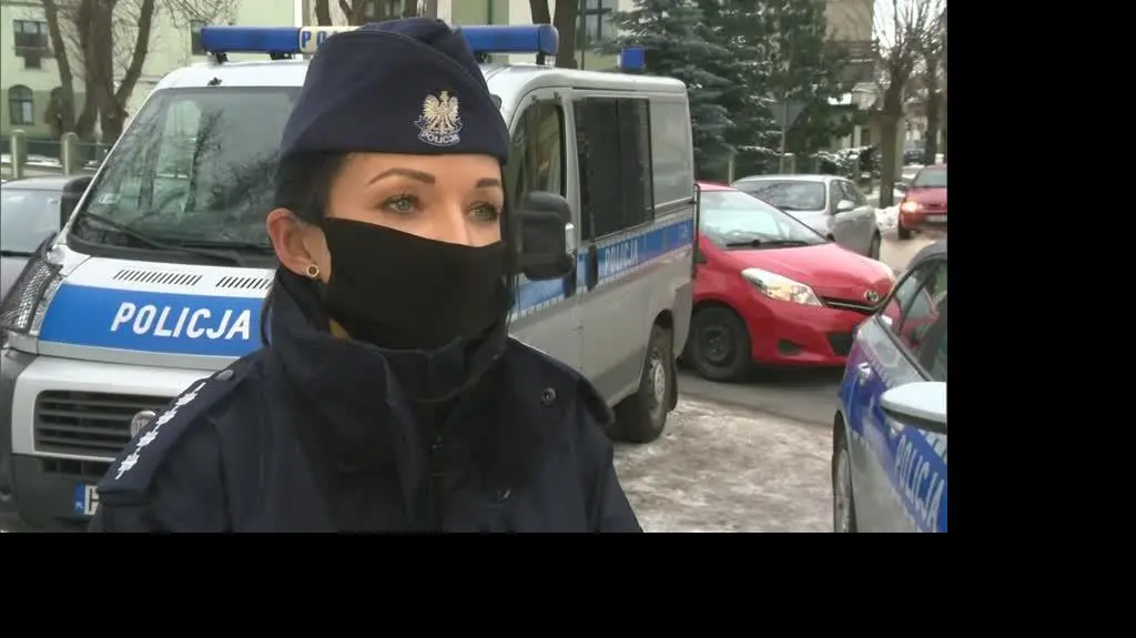 POLICJA