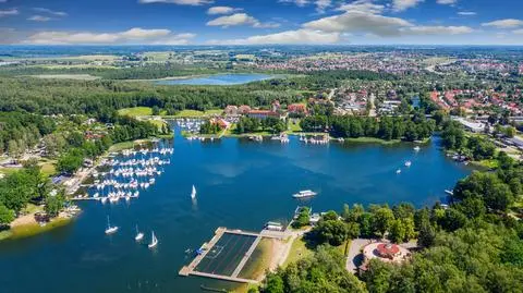 Polskie miasto zamienia się w kurort. Nowe inwestycje budzą kontrowersje
