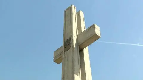 Pomnik polskich i łotewskich dowódców oblany farbą. "Być może to pijani chuligani. Druga wersja to zemsta"