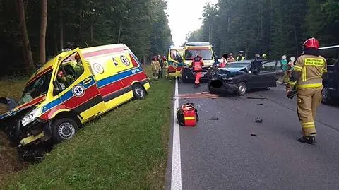 Wypadek z udziałem karetki pod Iławą