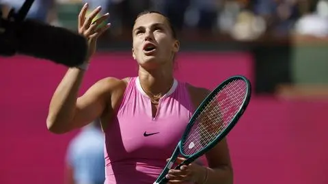 Cała Sabalenka. Przeklinała, wygrała i pogroziła palcem