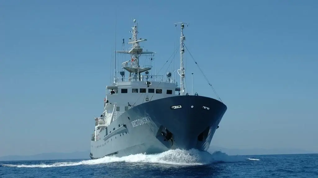 ORP Arctowski badał dno morza