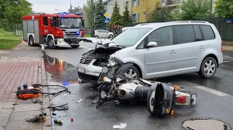 Wypadek w Ursusie. Motocyklista trafił do szpitala 