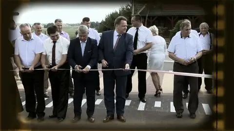 Wiceminister Zieliński pod parasolem. Nic nie jest w stanie zachwiać jego pozycją