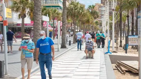 Hiszpanie liczą, że powrót turystów uratuje branżę. Niemcy masowo lecą na Baleary