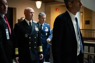 Admirał Frank Bradley stanął przed Kongresem USA 