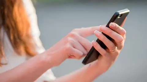 smartfon shutterstock_449254483
