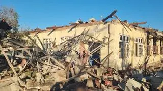 Skutki ataku z powietrza junty na szpital w zachodniej Mjanmie