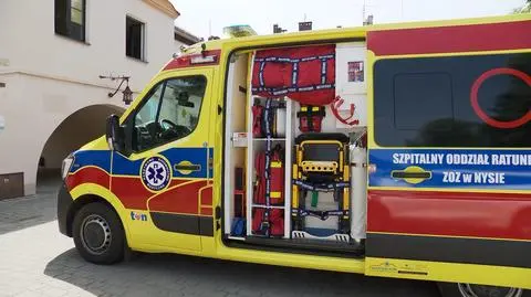 Szpital w Nysie z nową karetką dzięki Fundacji TVN