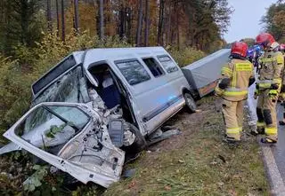 Jechali na zajęcia. W busa uderzył kierowca audi
