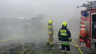 Pożar składowiska odpadów w Rzeczycy Ziemiańskiej