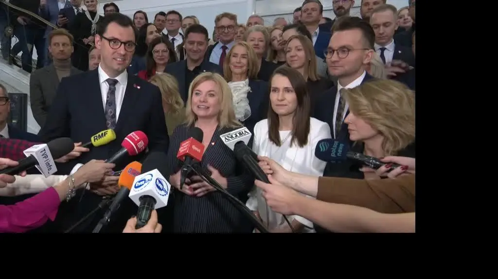 sejm trzaskowski