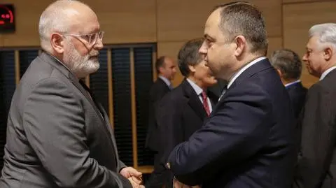 Frans Timmermans: wciąż istnieje zagrożenie dla praworządności