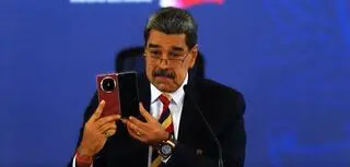 Maduro pokazał prezent od Xi Jinpinga