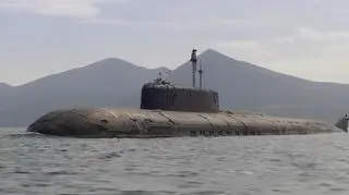 Rosyjskie ćwiczenia na Morzu Ochockim. Ujęcie z nagrania resortu obrony w Moskwie   