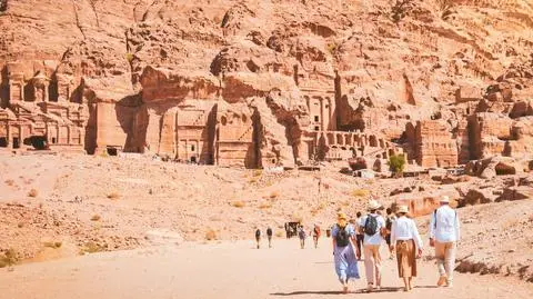 petra jordania shutterstock_2222154455