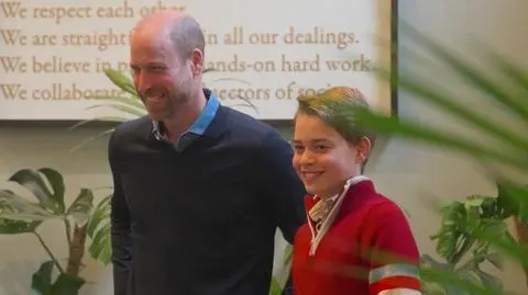 William i George w ośrodku Passage w Londynie