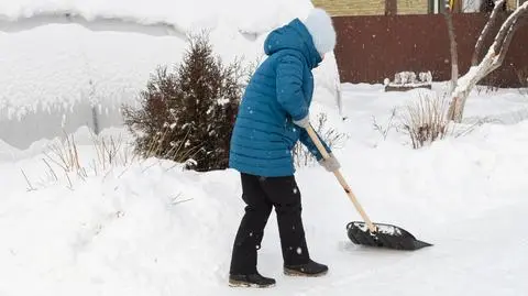 Śnieg, zima, śnieżyca